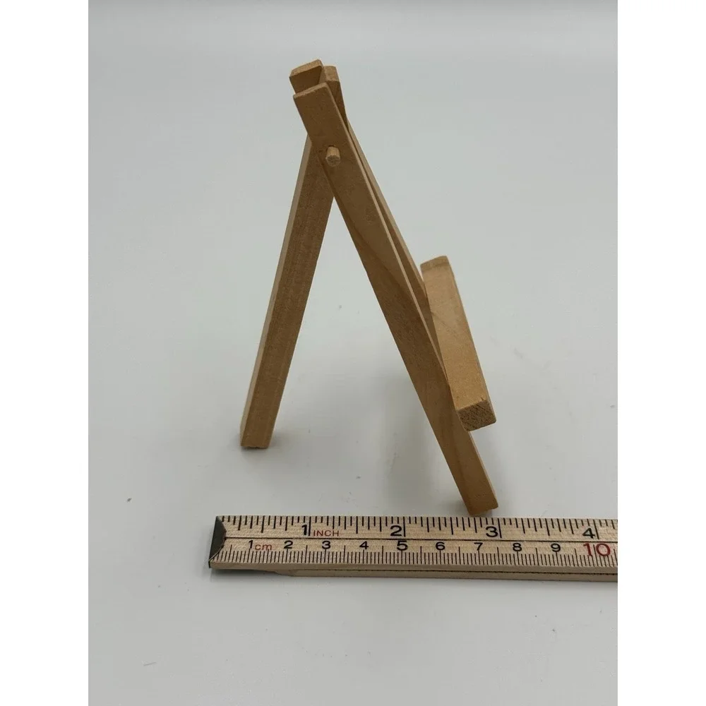 Miniature Art Easel‎